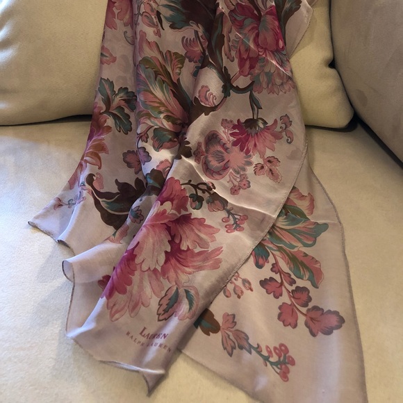 Ralph Lauren Accessories - Ralph Lauren 100% silk scarf